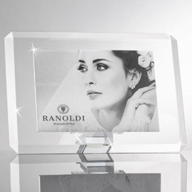 Cornice Ranoldi C6118 con angoli sagomati e orientamento orizzontale formato grande 20x25